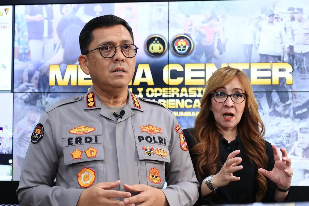 Akses Terputus dan Medan Berat: Polri Maksimalkan Posko, Internet, dan Dapur Lapangan