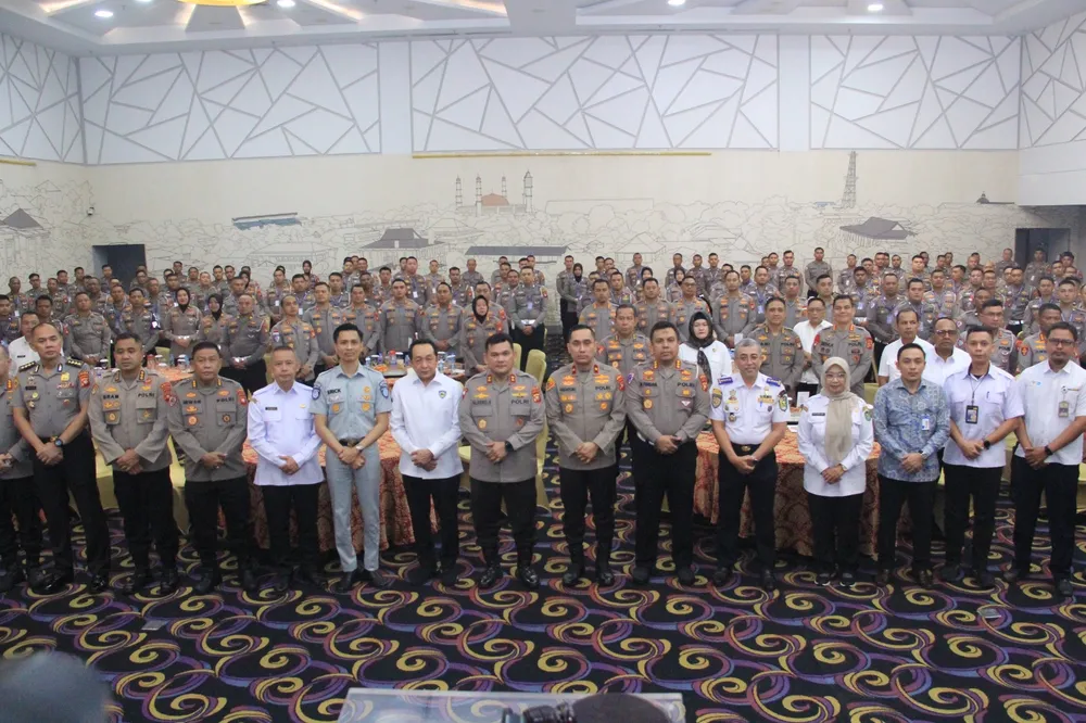 Polresta Pontianak Raih Tiga Penghargaan dalam Rakernis Lantas Polda Kalbar TA 2026