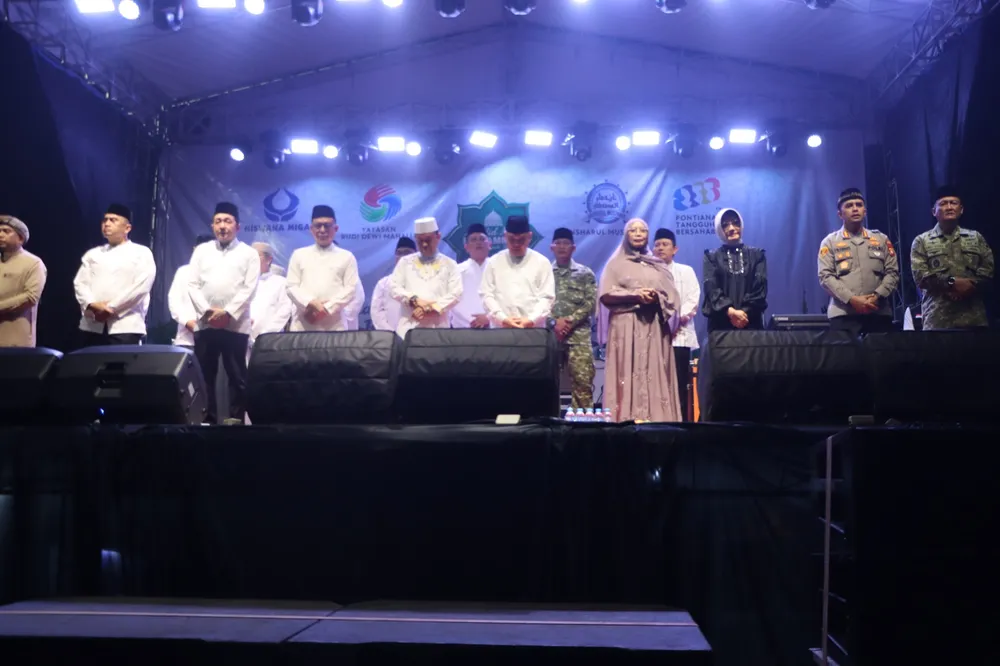 Kapolresta Pontianak Hadiri Maulid Akbar, 15 Ribu Jemaah padati alun alun kapuas