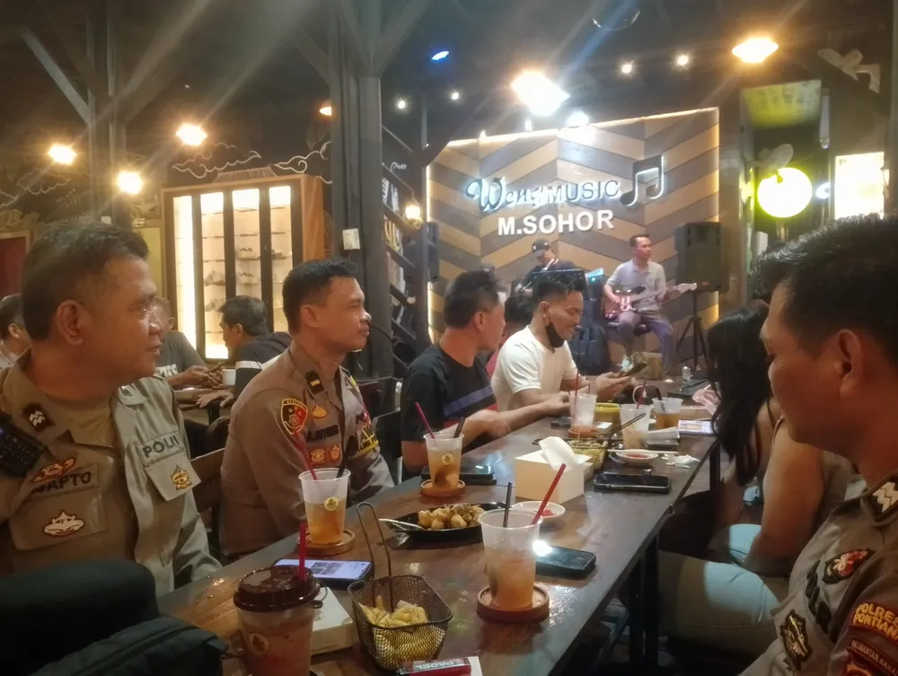 Jumat Curhat, Polsek Pontianak Selatan Buka Ruang Aspirasi Warga
