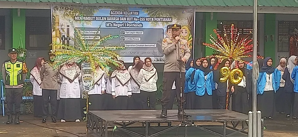 Polidik di MTs Negeri 1 Pontianak, Kapolsek Pontianak Kota Ajak Pelajar Jauhi Bullying dan Kenakalan Remaja
