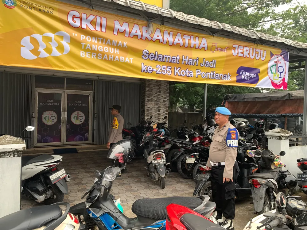 Polsek Pontianak Barat Tingkatkan Patroli Gereja, Antisipasi Gangguan Kamtibmas dan Curanmor