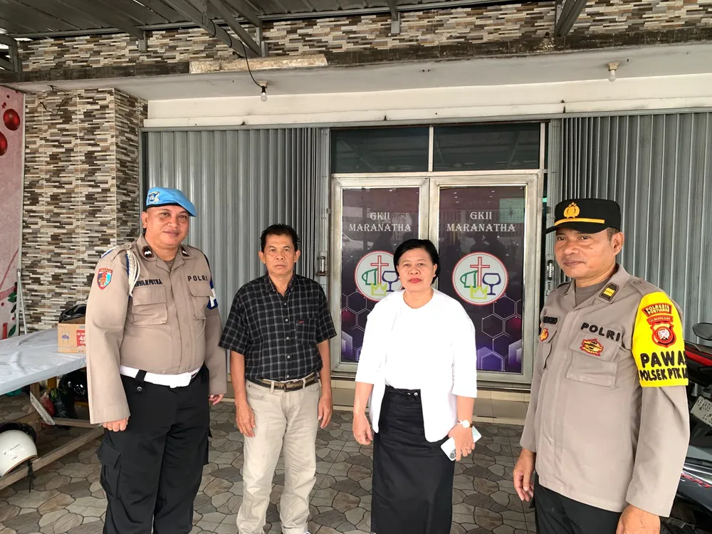 Polsek Pontianak Barat Tingkatkan Patroli Gereja, Antisipasi Gangguan Kamtibmas dan Curanmor