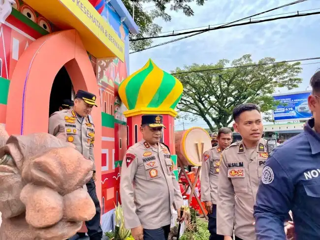 Kapolda Jatim Tinjau Pos Pelayanan di Malang untuk Pastikan Kesiapan Mudik
