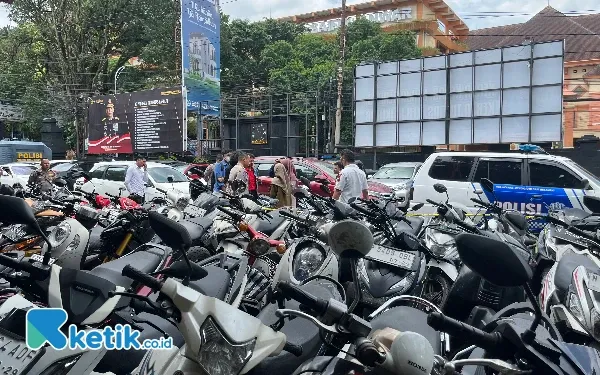 Pascademo UU TNI, LBH Kawal Pengambilan Motor Pendemo di Polresta Malang Kota