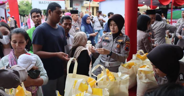 Polrestabes Semarang Gelar Bazar Ramadhan, Sediakan Kebutuhan Pokok Murah
