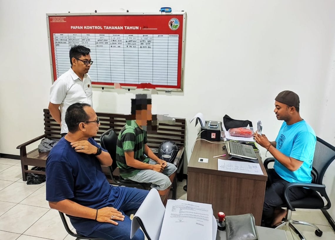 Sat Resnarkoba Polresta Banyumas Tangkap SUS dengan 165 Butir Obat Terlarang