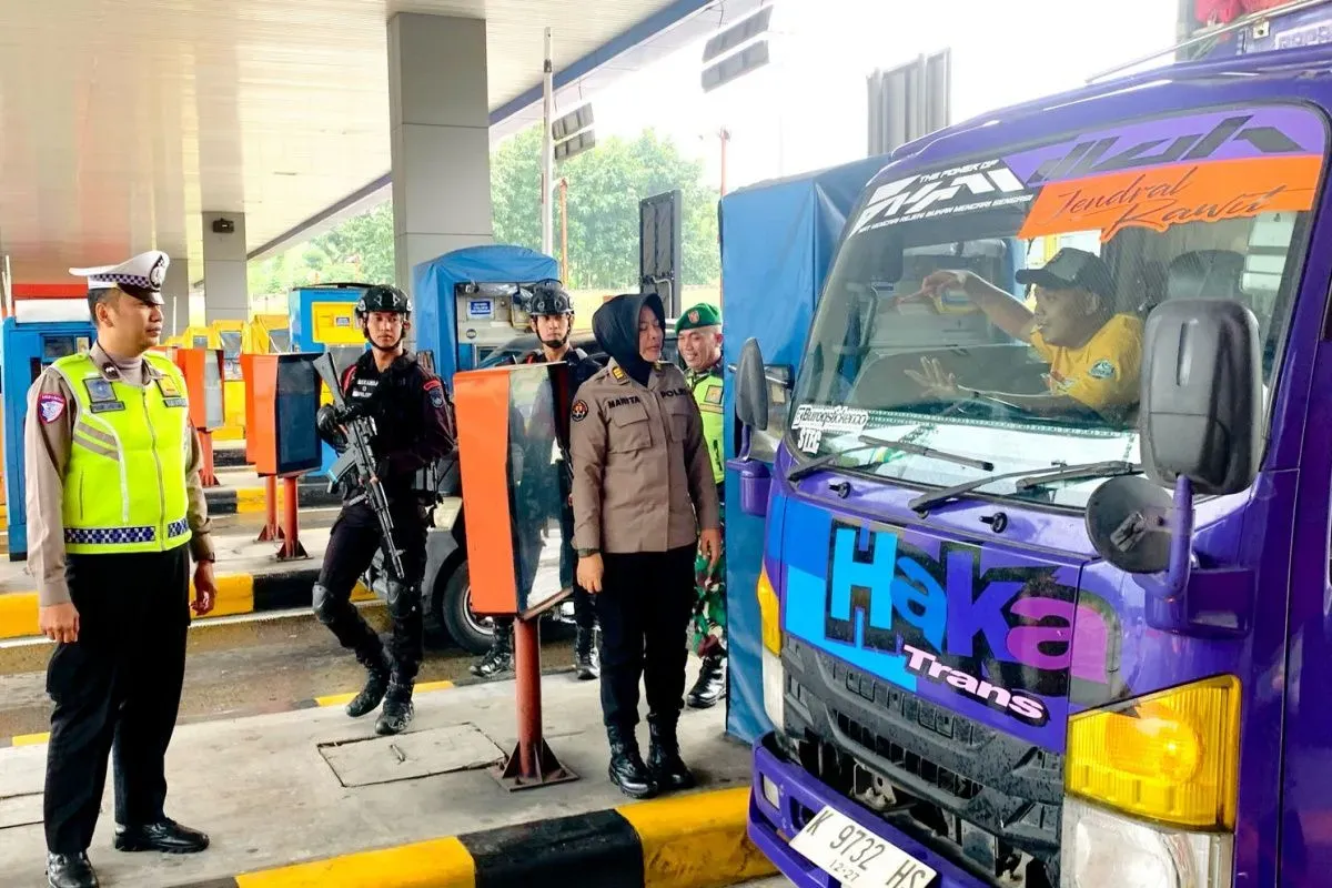 Polda Jateng Imbau Pemudik Cek Saldo E-Toll Sebelum Perjalanan