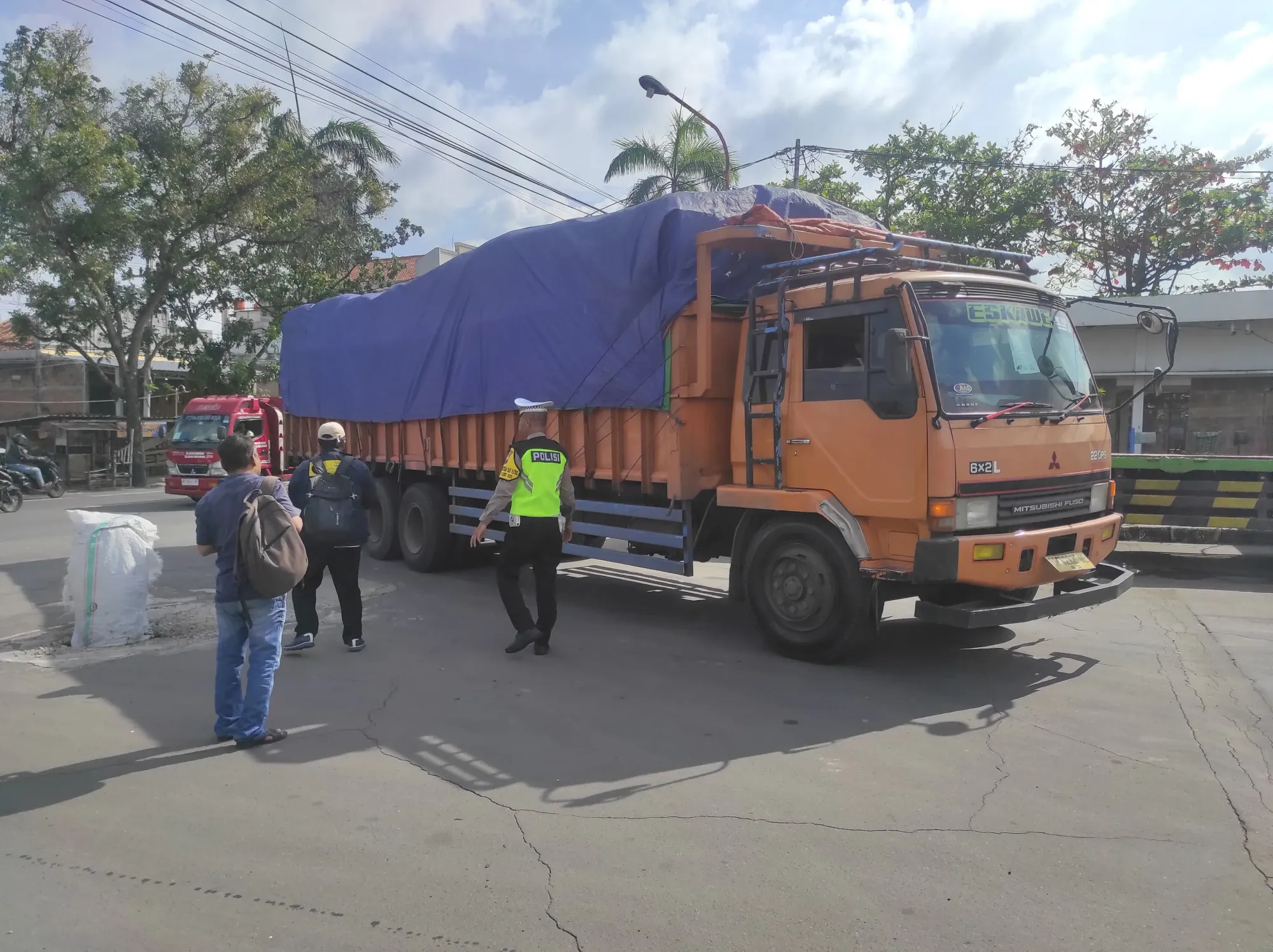 Langgar Aturan, 15 Kendaraan Berat di Sragen Dipaksa Putar Balik