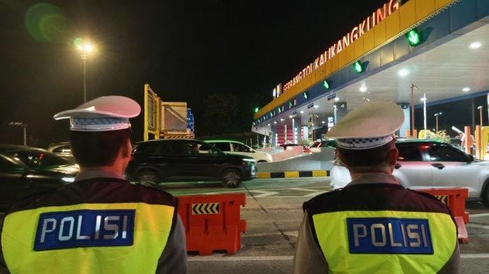 Arus dari Jakarta Capai 4 Ribu Kendaraan per Jam, Polda Jateng Terapkan One Way