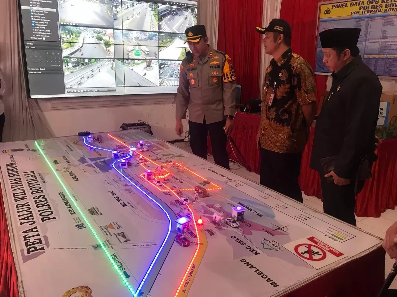 Jelang Lebaran 2025, Bupati dan Kapolres Boyolali Cek Posko Arus Mudik