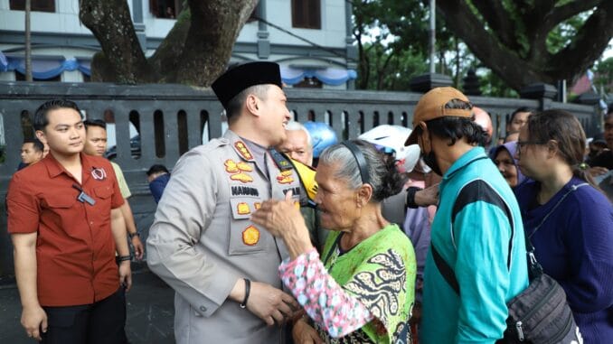 Pascademo, Kapolresta Malang dan GMNI Jatim Adakan Baksos dan Kerja Bakti