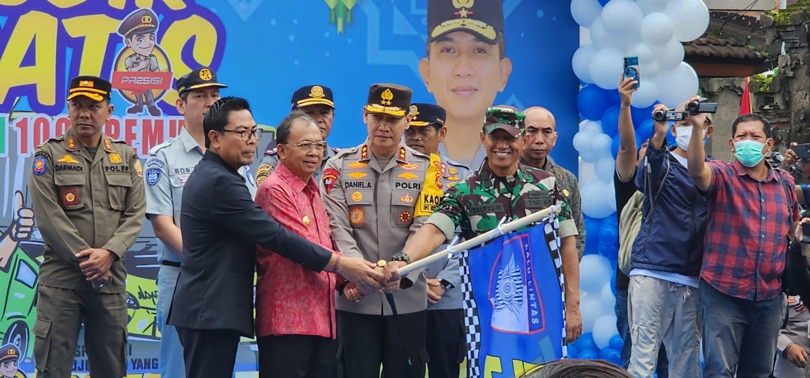 Polda Bali Fasilitasi Mudik Gratis, 1.300 Peserta Diberangkatkan