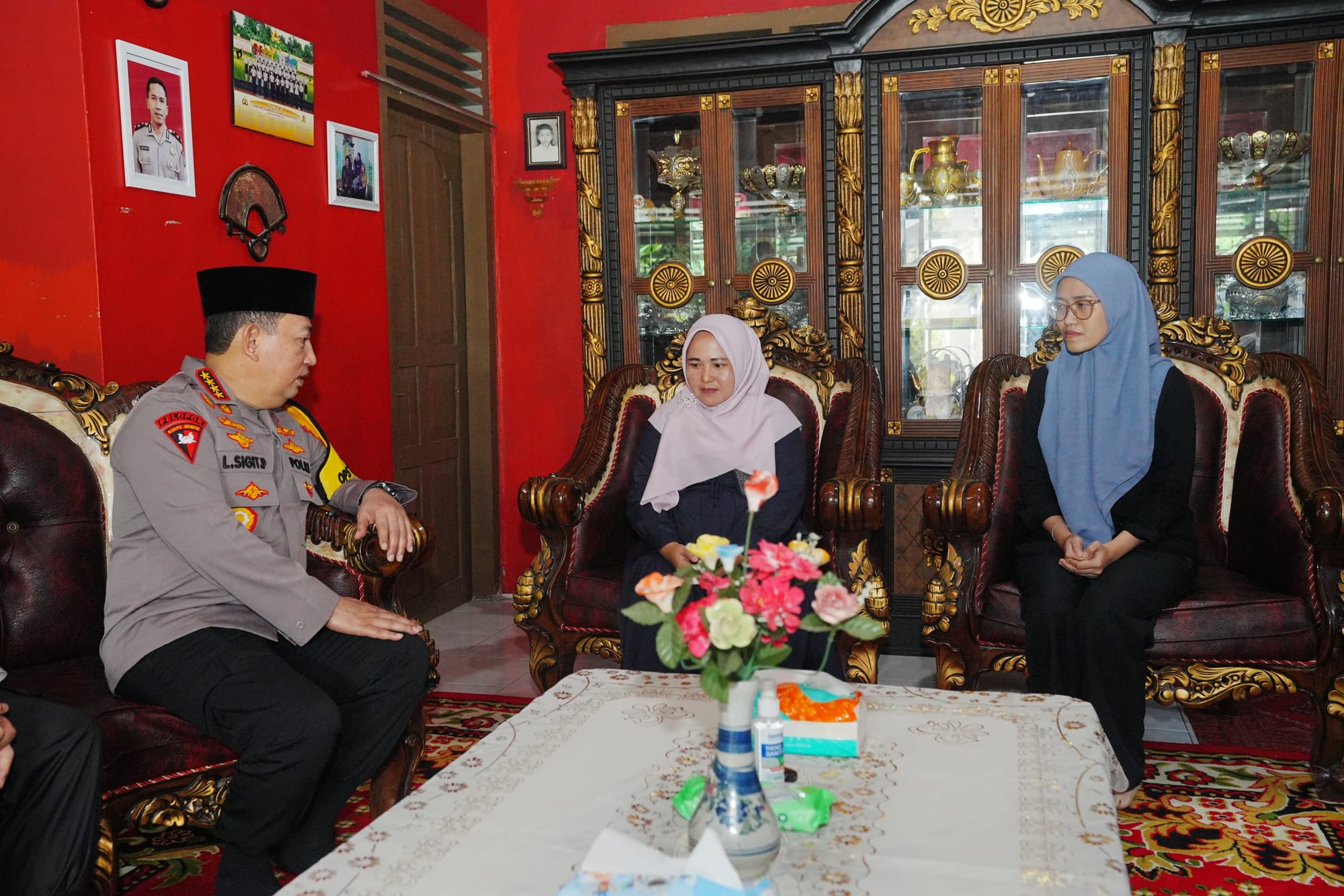 Momen Haru, Kapolri Ungkap Belasungkawa Saat Temui Keluarga AKP Anm Lusiyanto