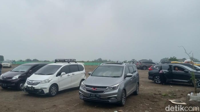 18.000 Kendaraan Melintas di Tol Klaten, Gerbang Tamanmartani Diberlakukan Buka Tutup