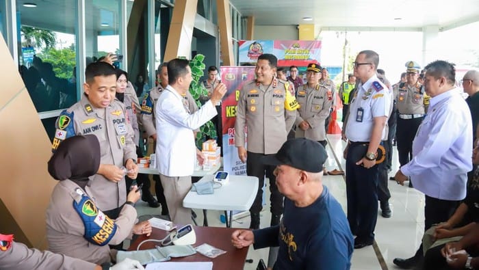 Kapolda Jateng Cek Terminal Mangkang, Pastikan Kenyamanan Pemudik