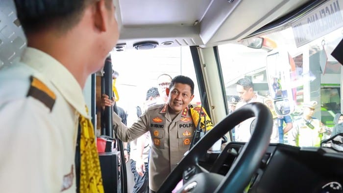 Polda Jateng Sediakan Pemeriksaan Kendaraan Gratis di Terminal Mangkang