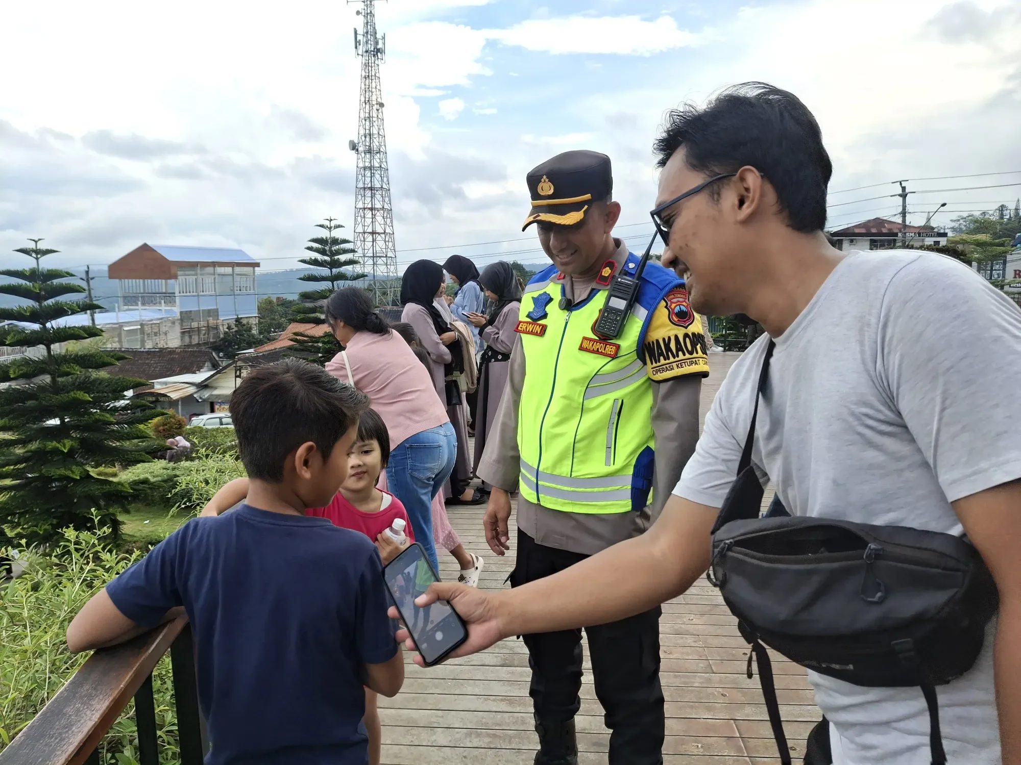 Antisipasi Macet, Polres Semarang Kawal Arus Wisatawan di Hari ke-3 Lebaran