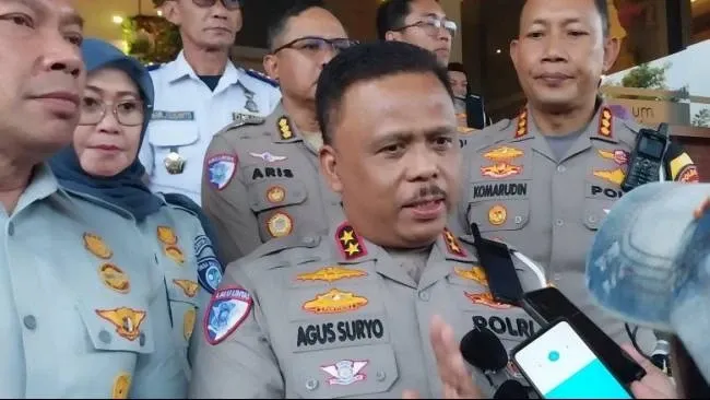 Kapolri Pimpin Flag Off One Way Nasional 6 April 2025