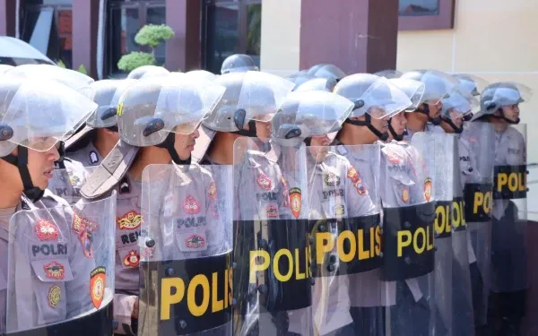 Polres Jepara Siapkan Personel Hadapi Aksi Massa Lewat Latihan Dalmas Humanis