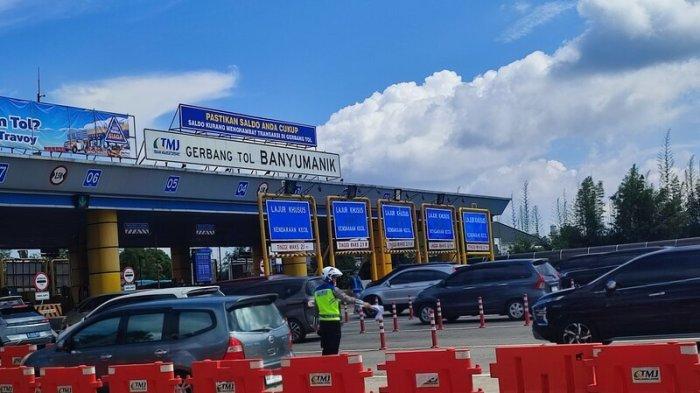 Siang Ini, Polda Jateng Terapkan One Way di GT Banyumanik untuk Atasi Kepadatan