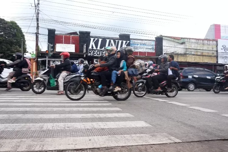Arus Mudik di Banyumas Meningkat, Jalur Tengah dan Selatan Dipadati Kendaraan
