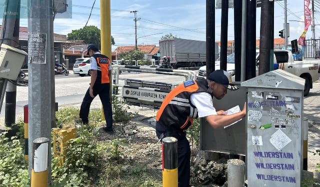 One Way Diberlakukan Kembali, Arus Lalu Lintas di Kendal Padat Kendaraan
