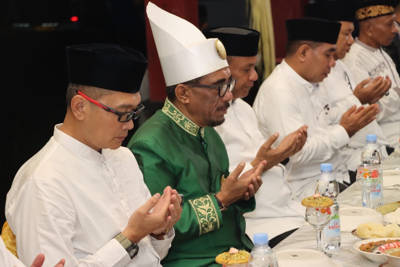 Hari Jadi Tidore ke-917 Dimulai, Kapolresta dan Tokoh Daerah Hadiri Malam Perjamuan Pegunungan