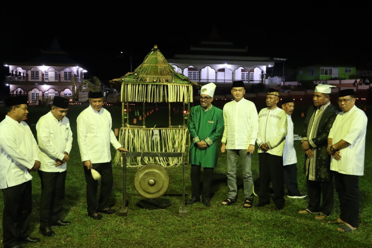 Ritual Ake Dango Warnai Pembukaan Hari Jadi Tidore ke-917, Hadirkan Nilai Sakral dan Persatuan