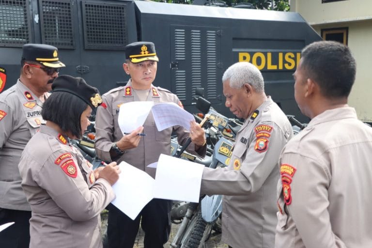Polresta Tidore Lakukan Pemeriksaan Rutin Senjata dan Kendaraan Dinas, Jaga Standar Pelayanan