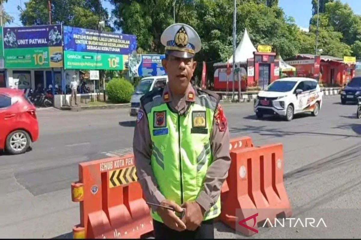 Tol Batang-Semarang Dipadati Kendaraan Arus Milir, Lalu Lintas Tetap Lancar