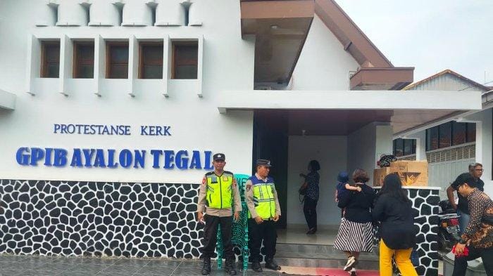 Paskah di Tegal, Ibadah Umat Kristiani Dijalankan Penuh Khidmat dengan Pengamanan Polisi