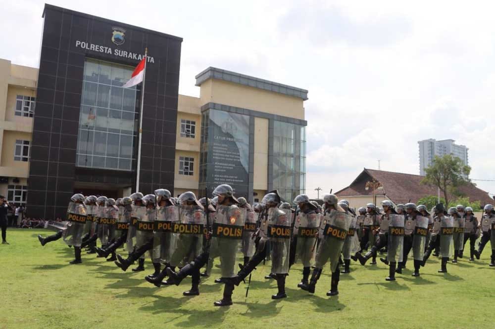Tingkatkan Kesiapsiagaan, Polresta Surakarta Latih Personel Dalmas