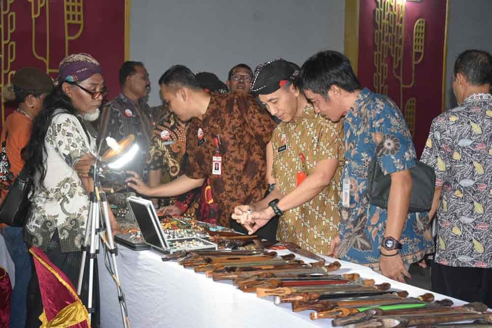 Belasan Ribu Tosan Aji Ditampilkan di Grobogan, Wujud Cinta Budaya Keris Nusantara
