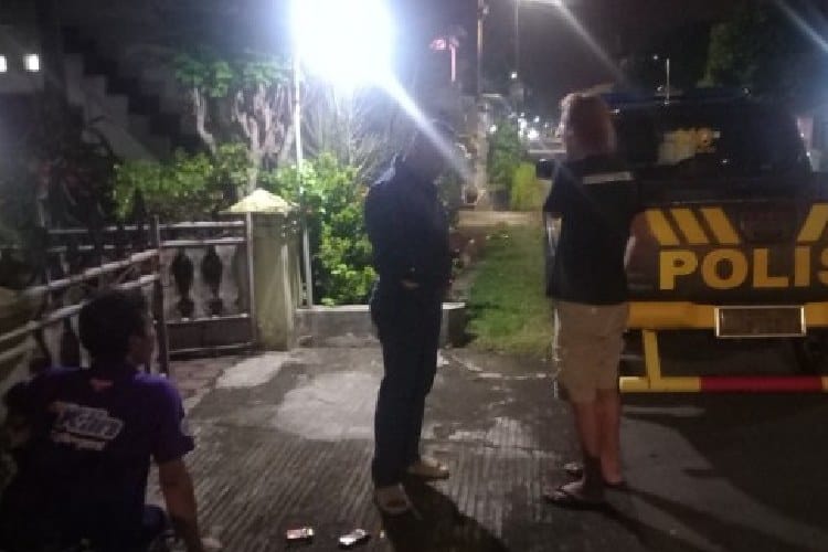 ​Respon Cepat Polisi Tangani ODGJ Mengamuk di Donan, Cilacap Tengah​
