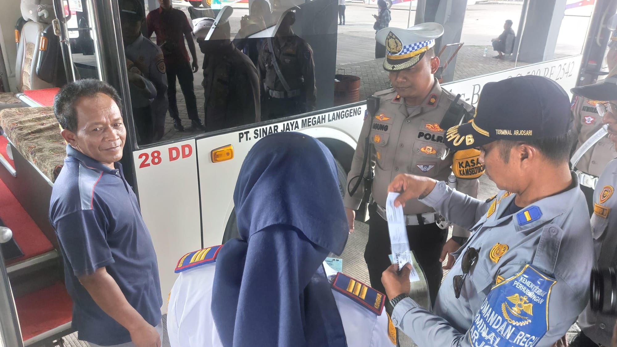 Kapolresta Malang Kota Siaga di Titik Rawan Macet dan Kecelakaan