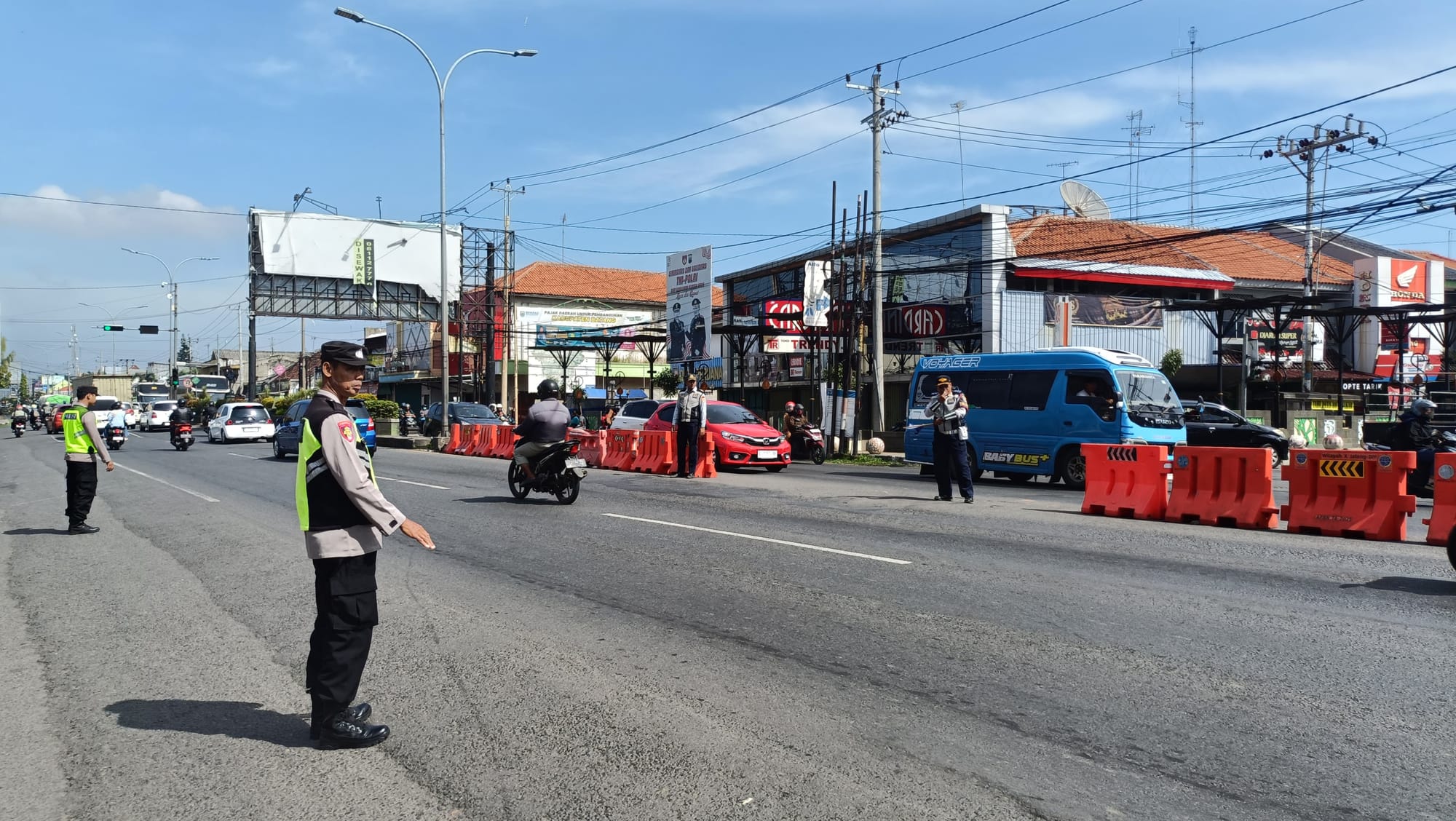Arus Balik  Lewati Pantura Batang Ramai Lancar