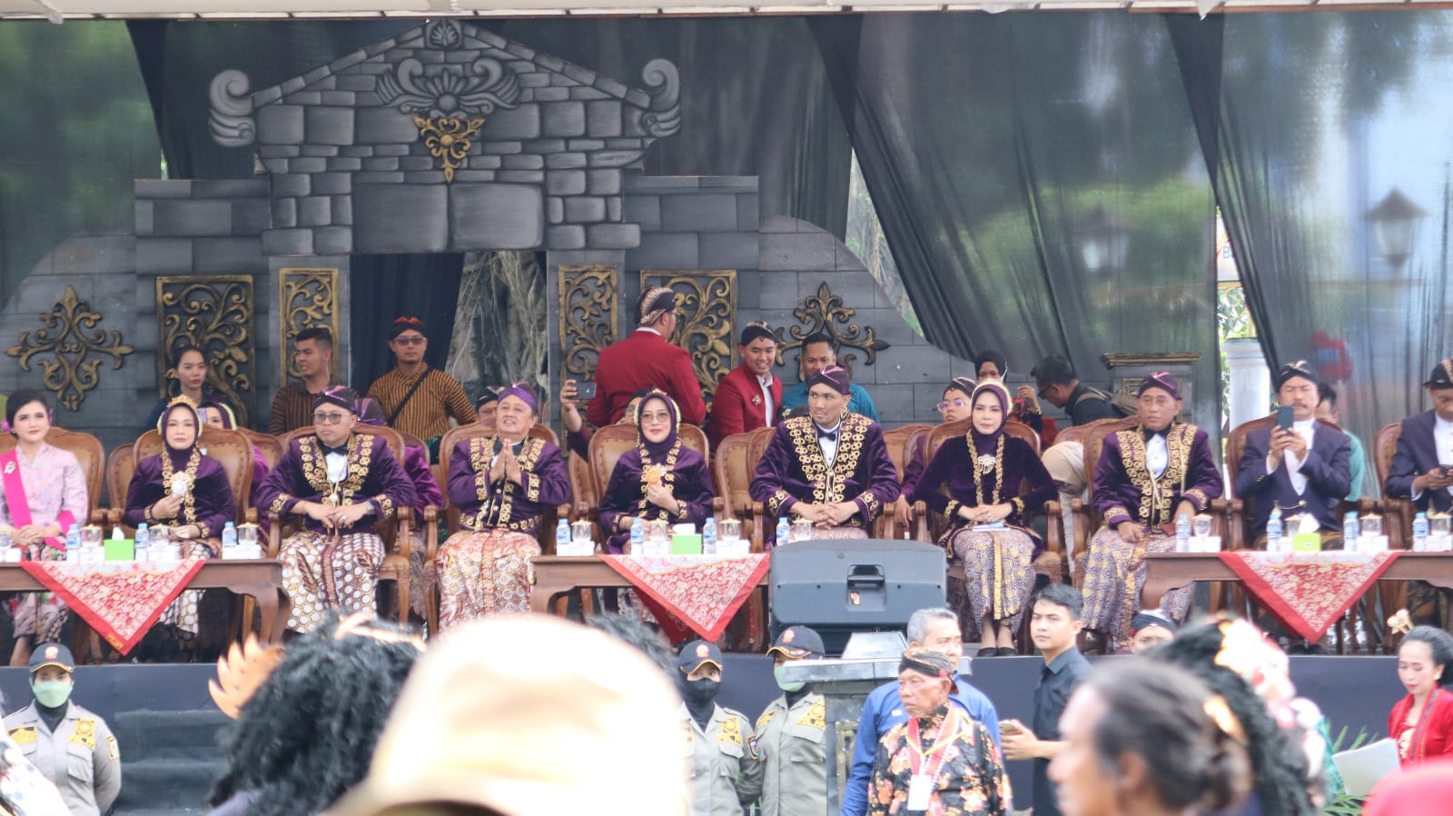 Kapolres Magelang Kota Hadiri Meriahnya Grebeg Gethuk 2025 di Alun-Alun