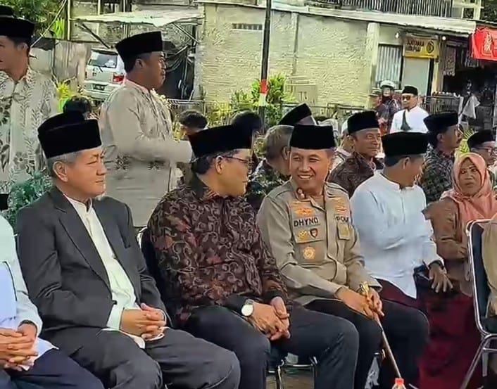 Wujudkan Kepedulian Sosial, Kapolres Pandeglang Hadiri Peresmian Masjid Joko Agung Purnomo
