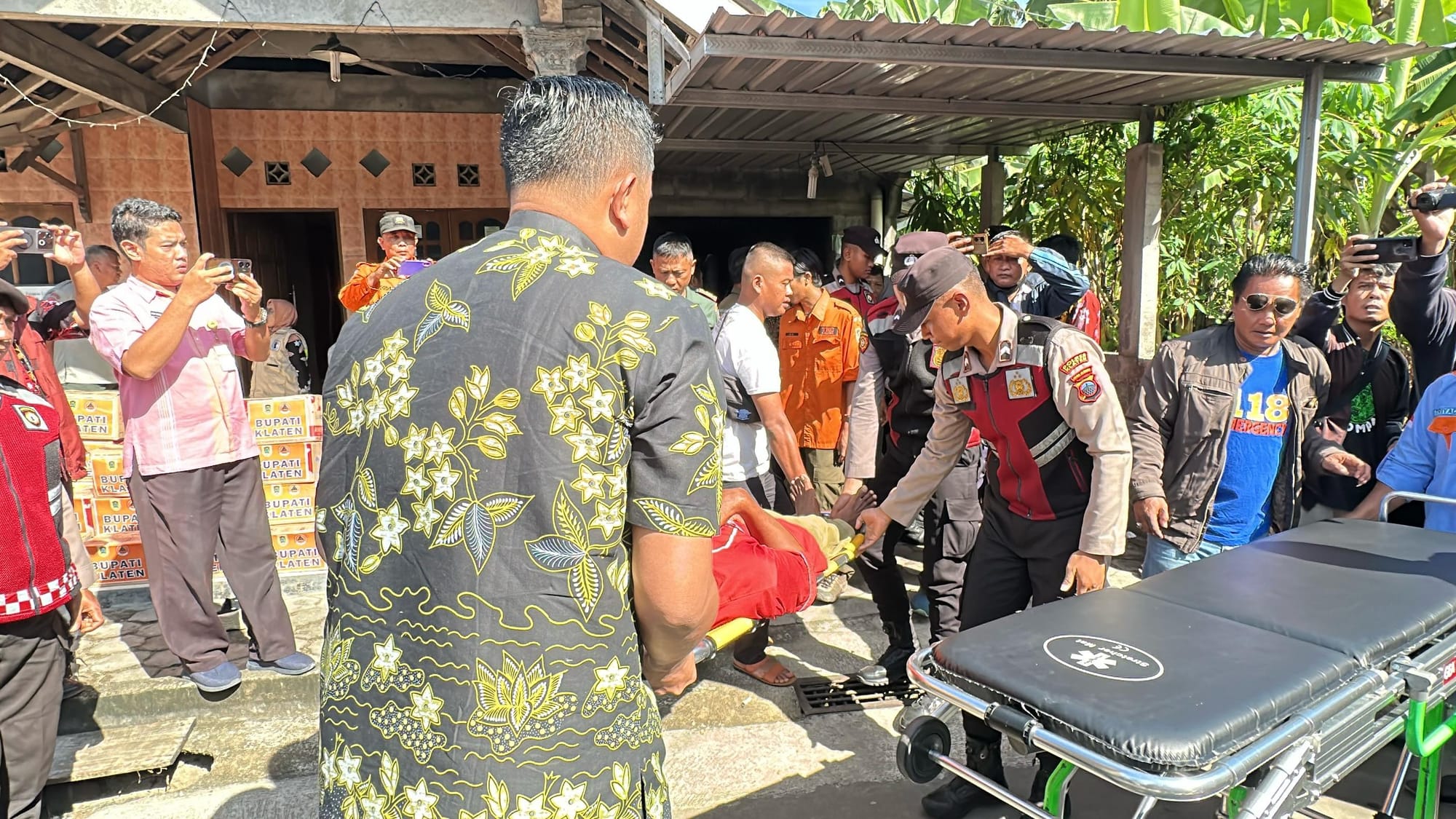 Polres Klaten Kerahkan Personel Evakuasi Korban Keracunan Massal; Percepat Penanganan