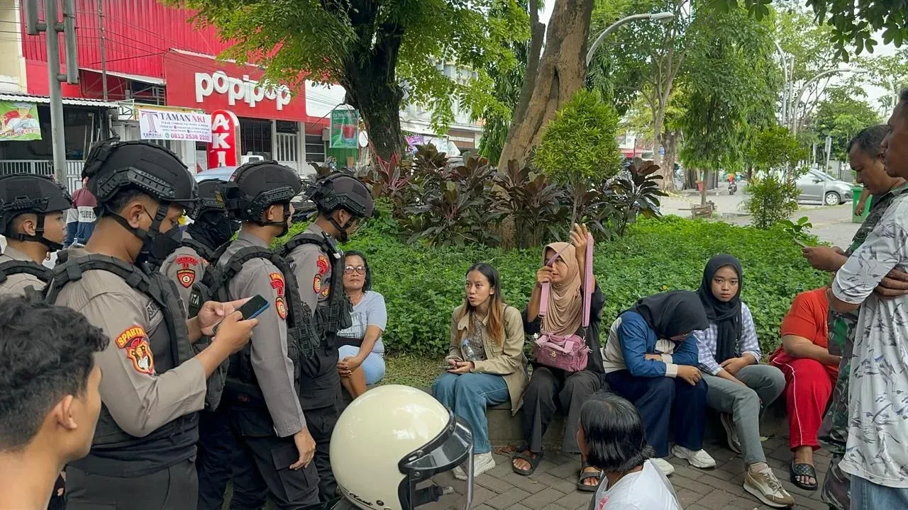 Tim Sparta Polresta Surakarta Amankan Dua Perempuan Terduga Pelaku Penipuan E-Commerce