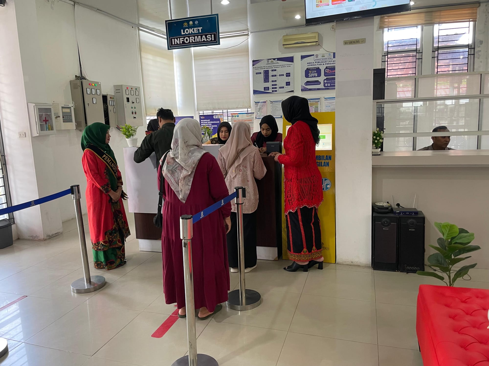 Spesial Kartini, Samsat Banda Aceh Beri Layanan Ramah Perempuan
