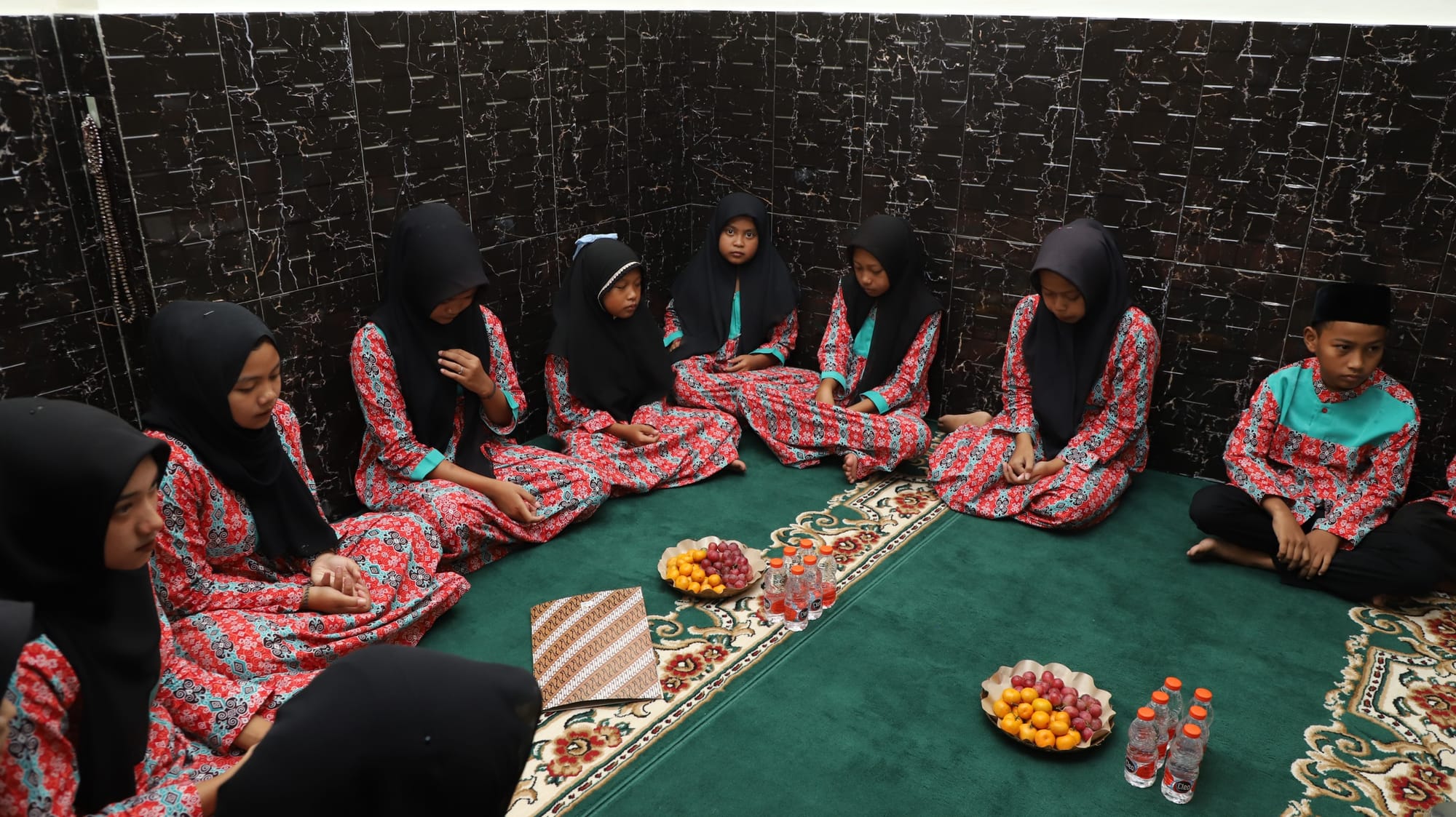 Kapolresta Malang Kota Tebar Kasih Sayang dalam Halal Bihalal Bersama Anak Yatim
