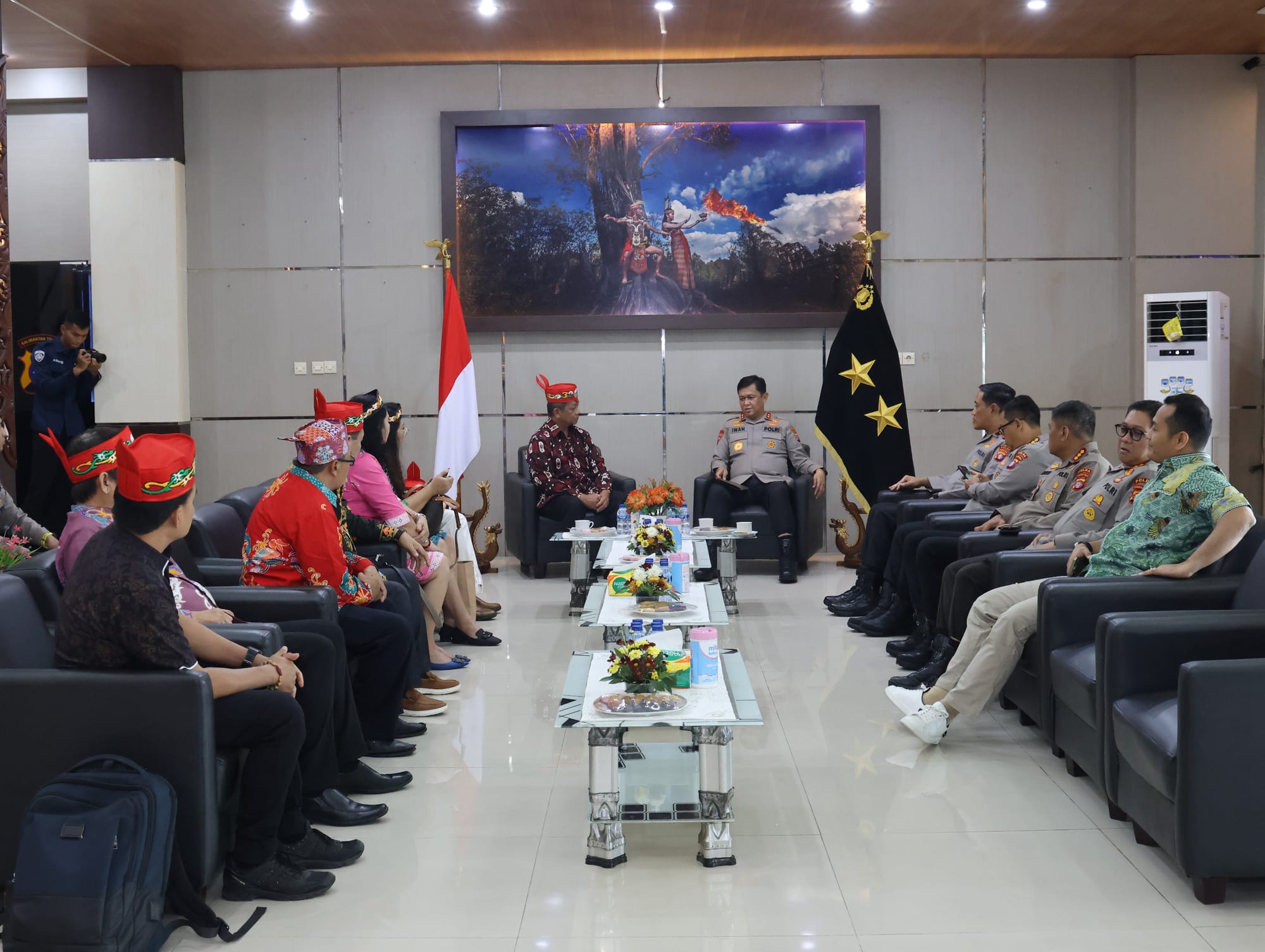 Perkuat Sinergi, Kapolda Kalteng Audensi Dengan Ikatan Cendekiawan Dayak Nasional