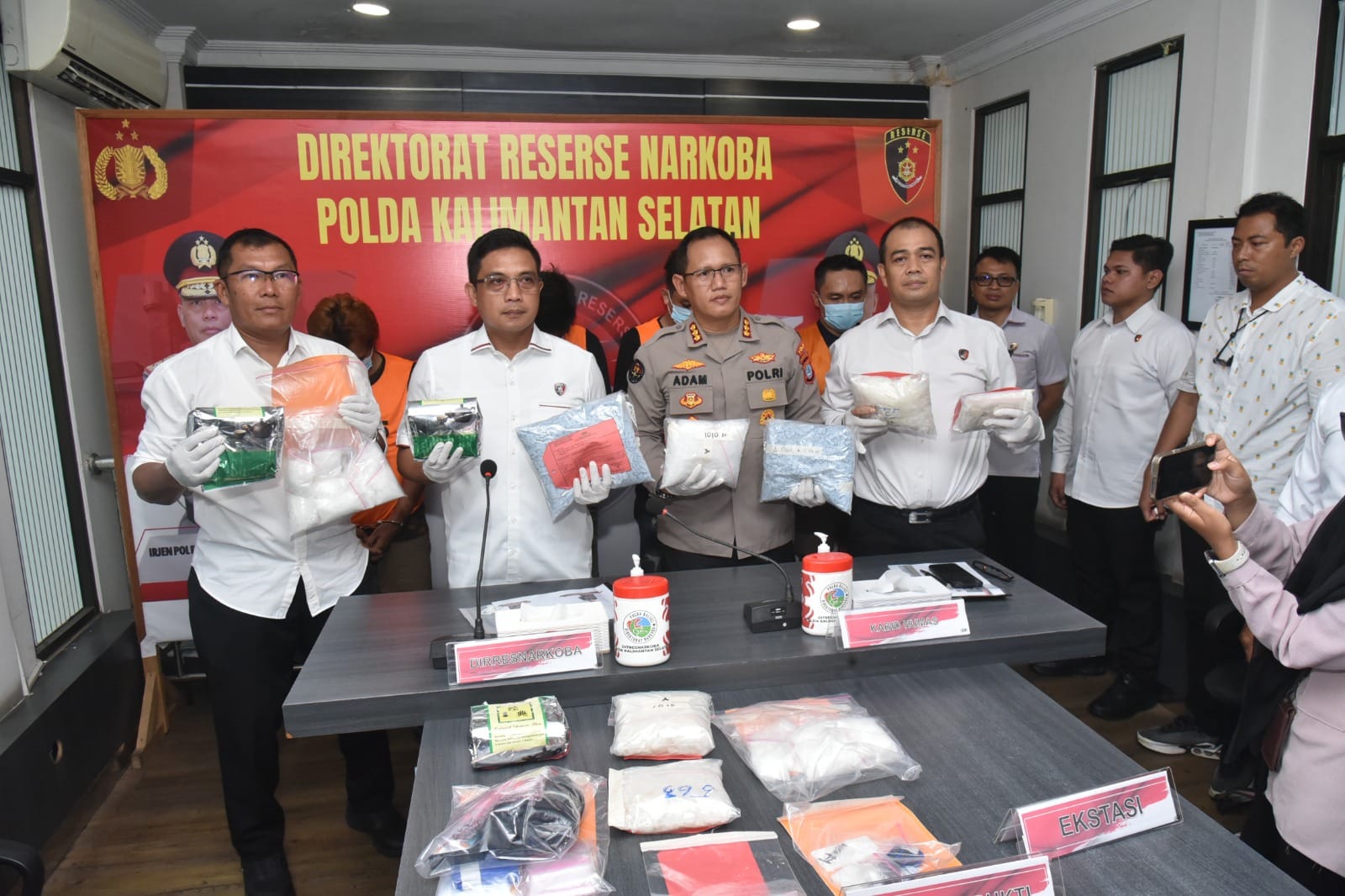 Polda Kalsel Bongkar Jaringan Narkoba Raksasa Terafiliasi Fredy Pratama