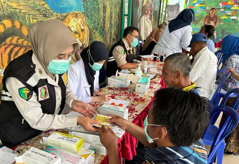 Kampung Warna-Warni Jadi Lokasi Bakti Kesehatan Polresta Malang Kota, Warga Senang Dapat Layanan Gratis