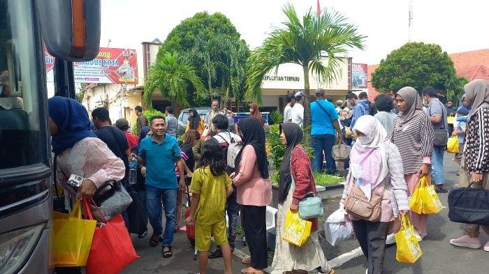 Balik Gratis ke Jakarta, Qusnul Qotimah: Terima Kasih Polres Kudus