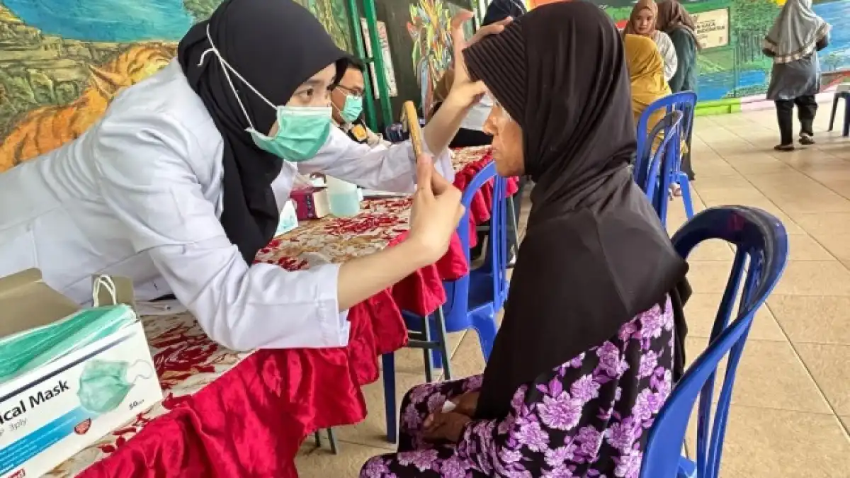 Polresta Malang Kota Bikin Warga Sumringah, Gelar Pemeriksaan Kesehatan Gratis