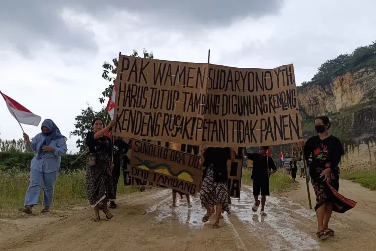 Protes Tambang di Sukolilo Pati, Massa Lapor ke Wamen Pertanian Agar Ditutup