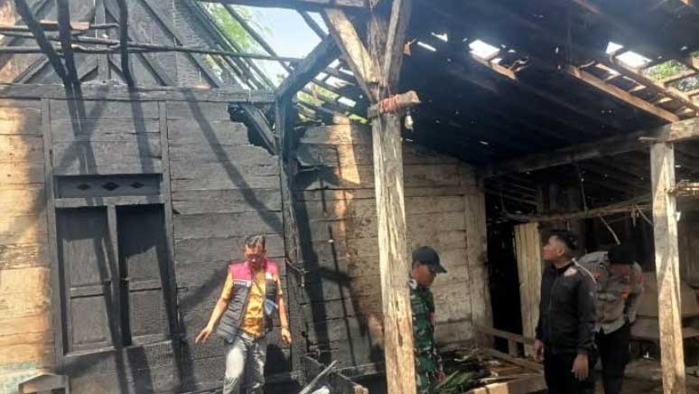 Api Lalap Rumah Lansia di Tawangharjo Grobogan, Nyaris Habis Gegara Hal Ini